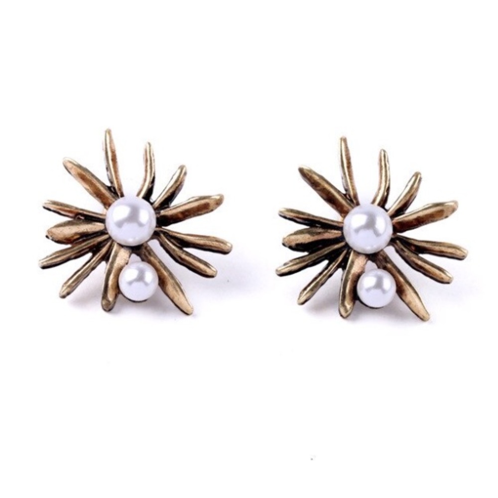 Oversized Pearl Stud Earrings